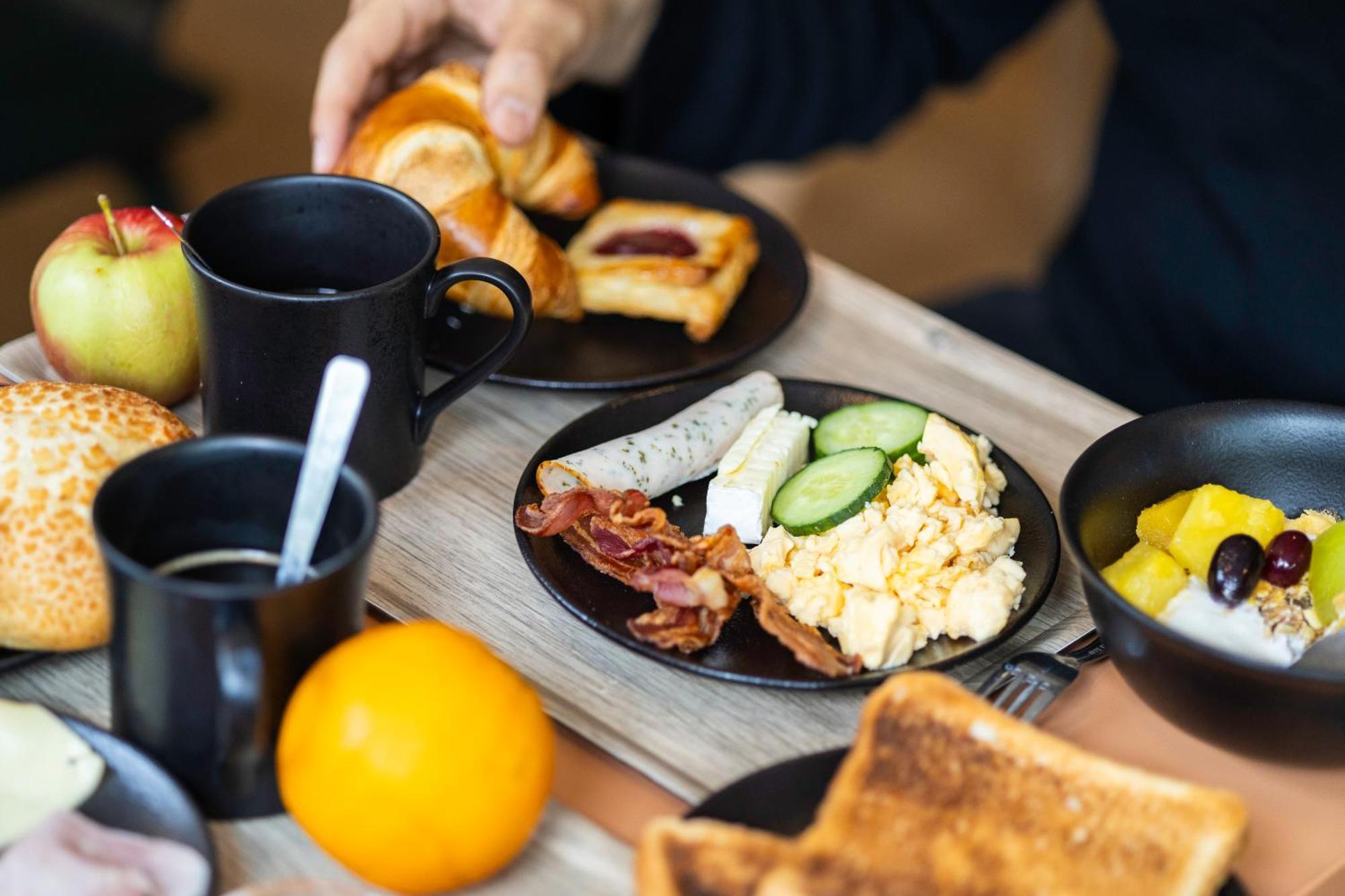 B&B Hotel Liege Rocourt Экстерьер фото